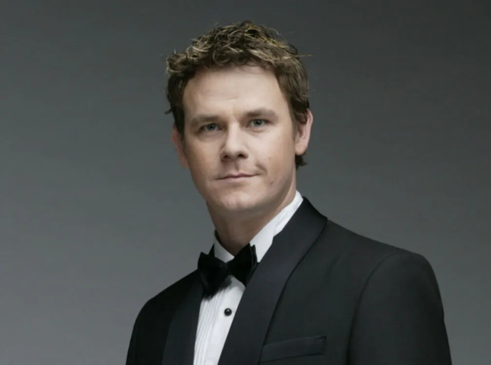 Beven Addinsall - Hamilton Island Weddings